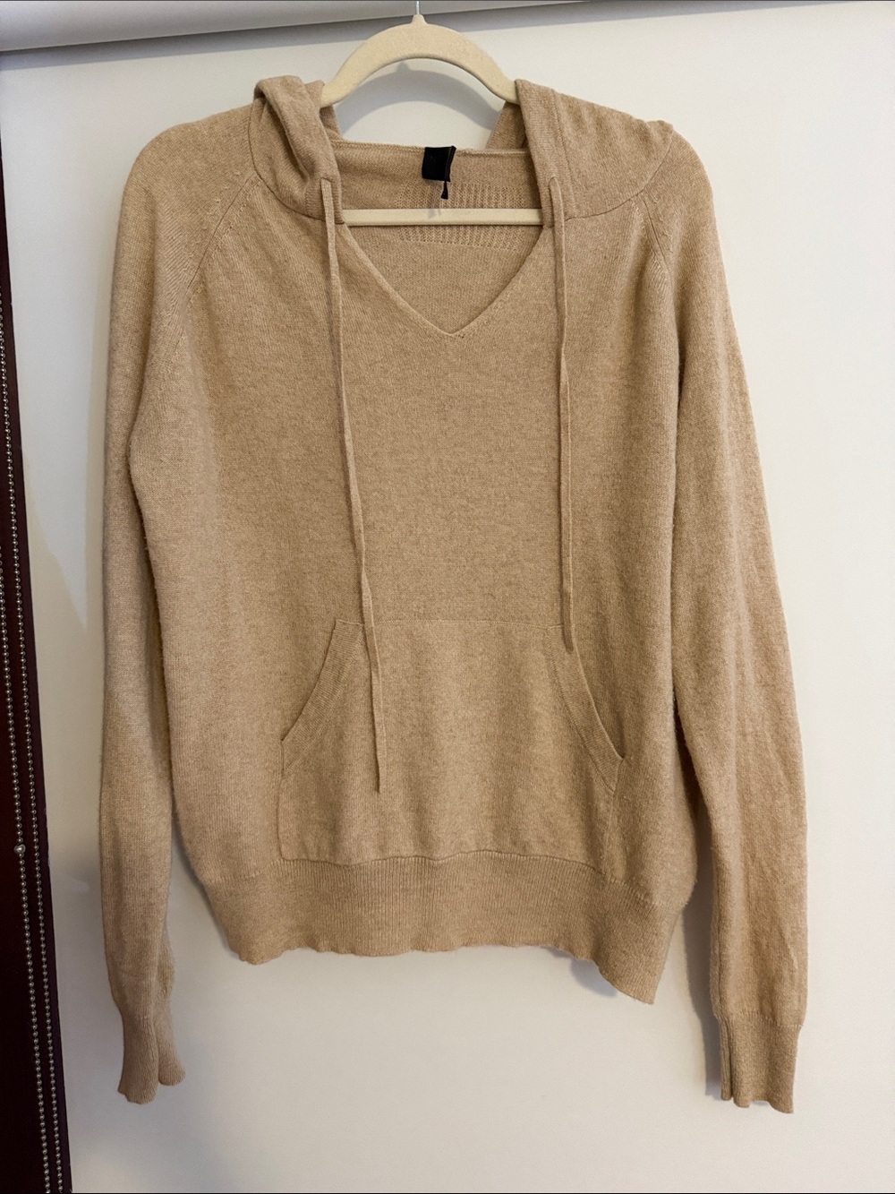 Nili Lotan 100% Cashmere Beige V‑Neck Hooded Sweater